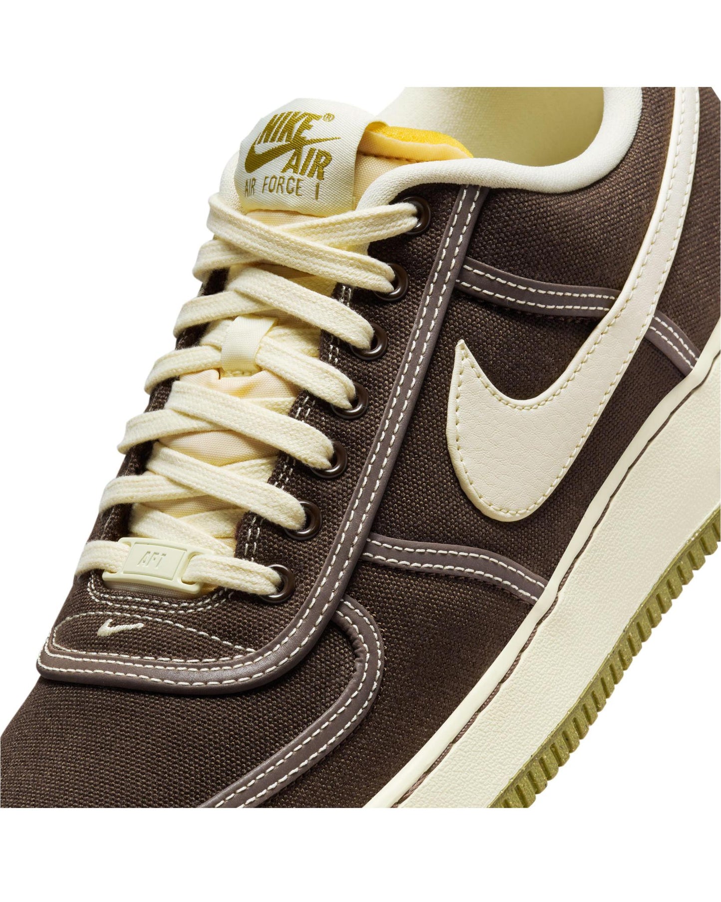 
                    
                      Nike Air Force 1 '07 Premium "Baroque Brown"
                    
                  