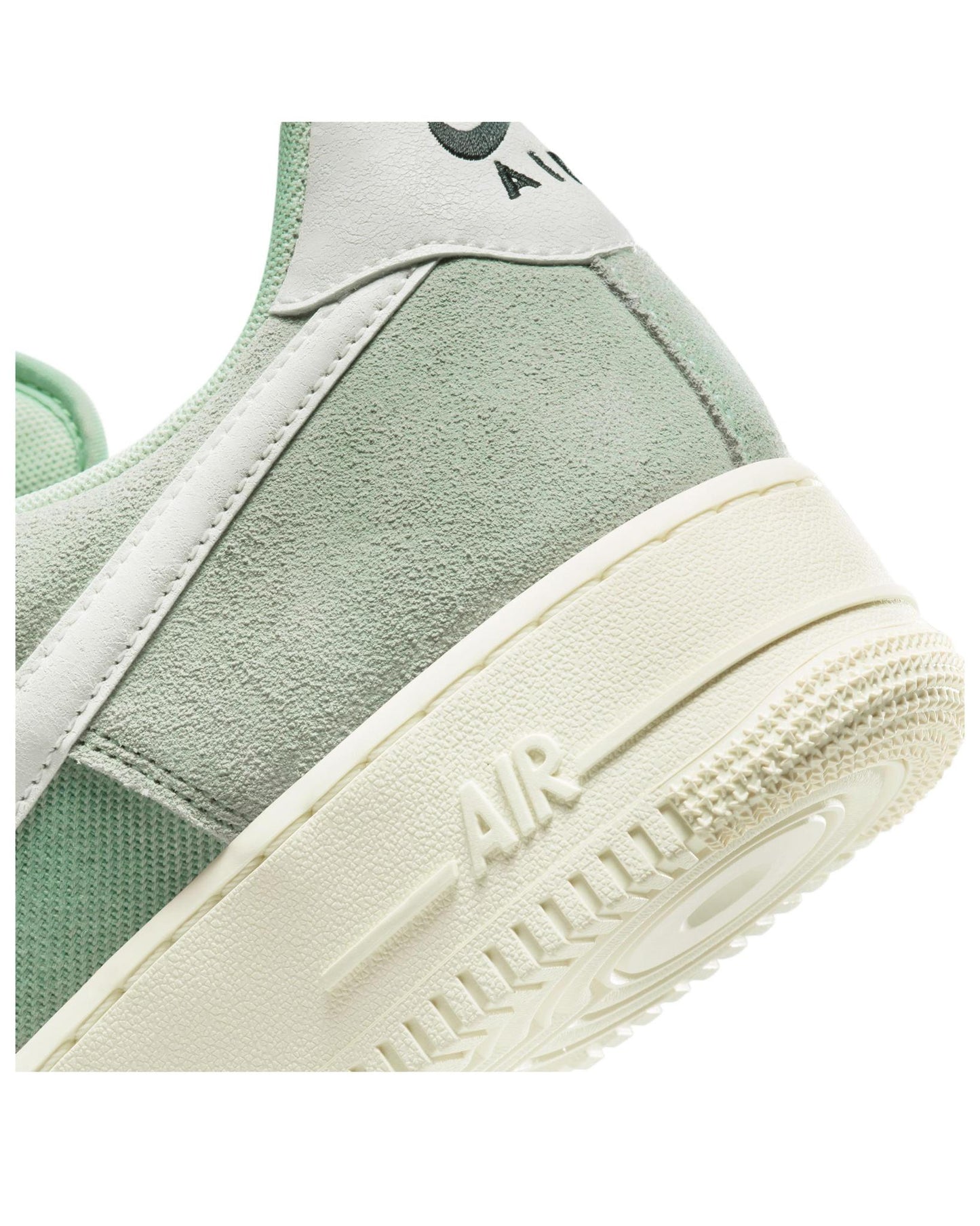 Nike Air Force 1 Low '07 LV8 Certified Fresh Enamel Green, 9.5