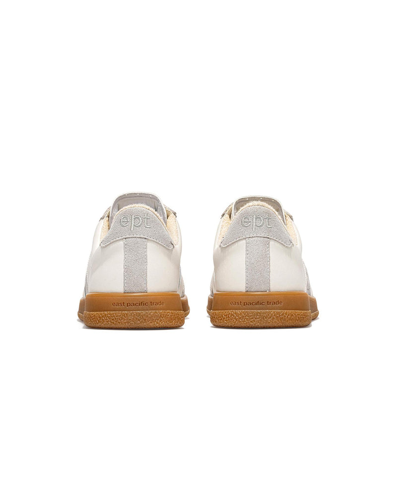 
                    
                      East Pacific Trade Santos Off White/Grey
                    
                  