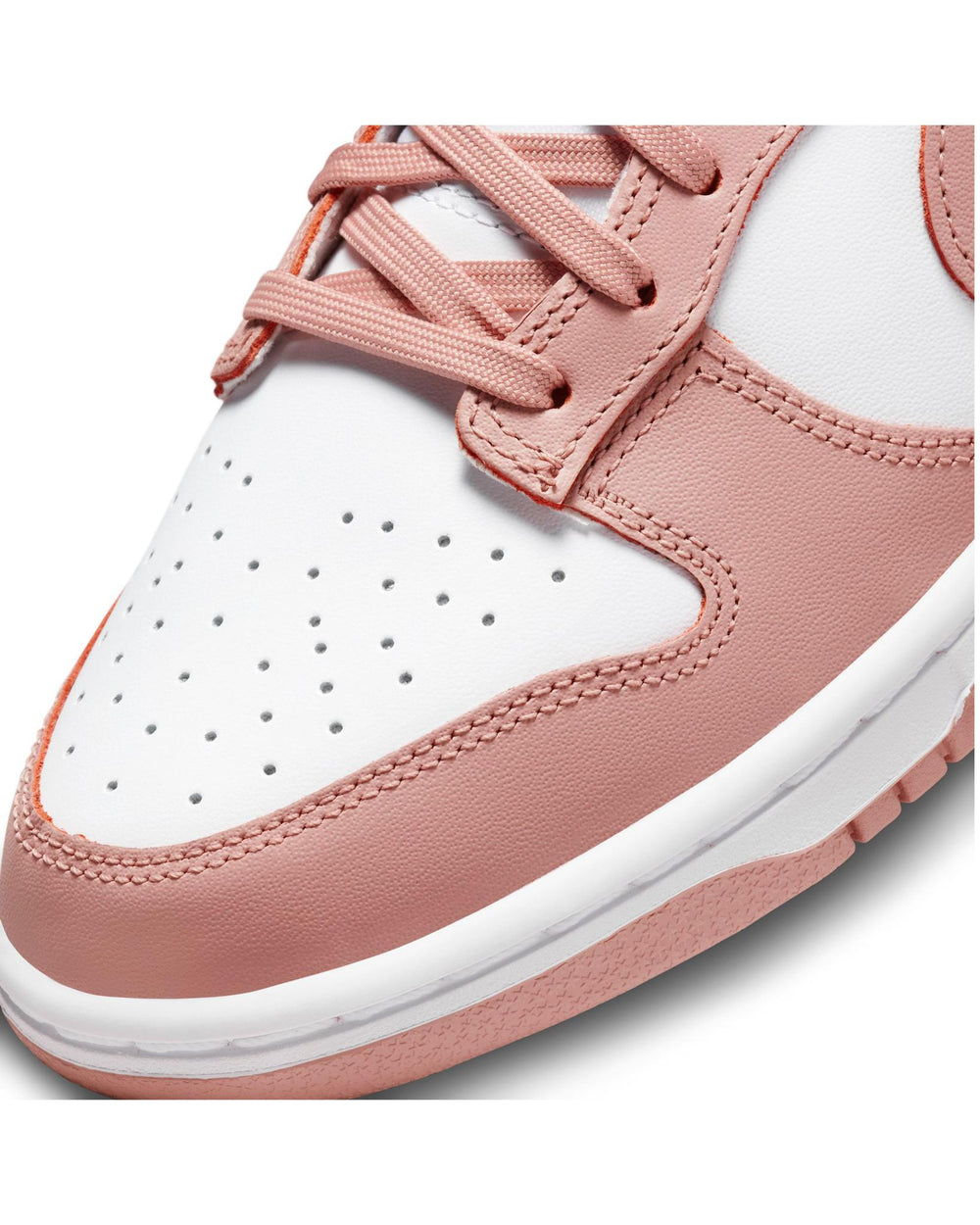 Women's Nike Dunk Low 