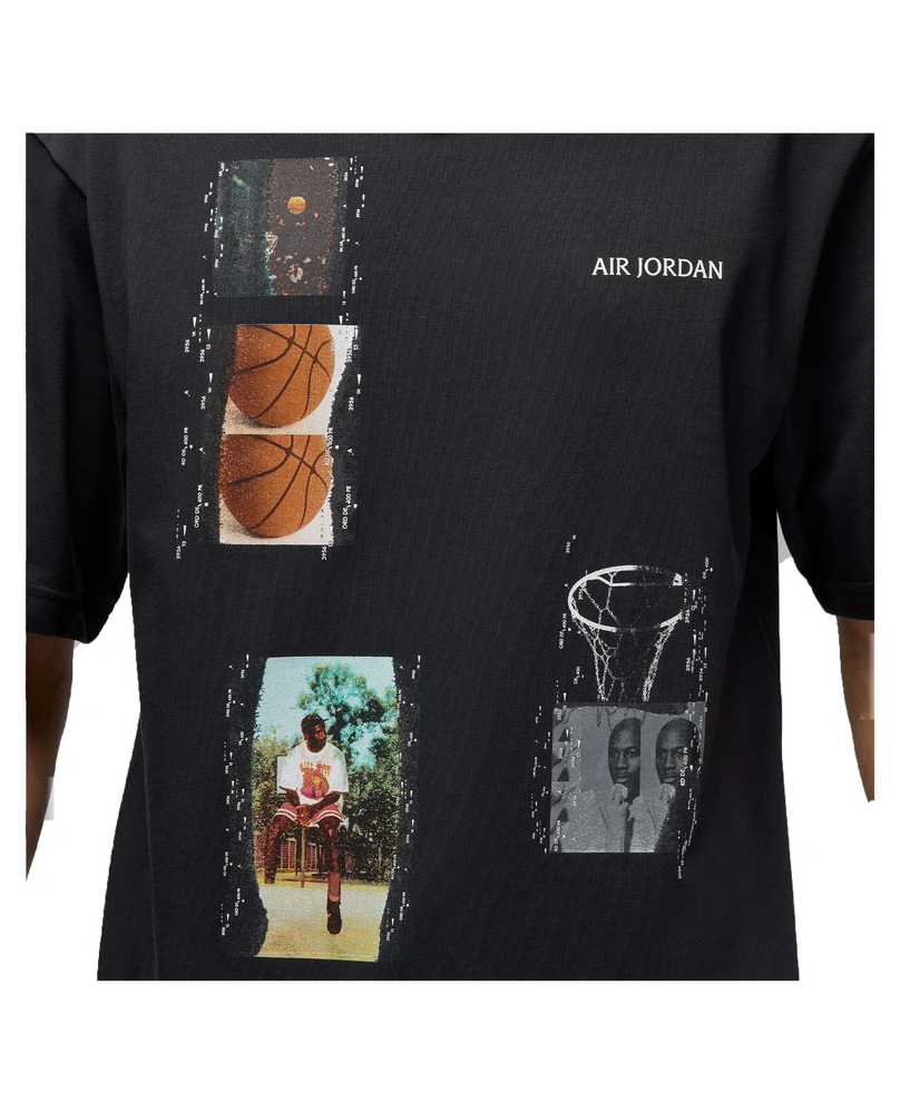
                    
                      Jordan Flight Heritage Men's Tee Shirt
                    
                  