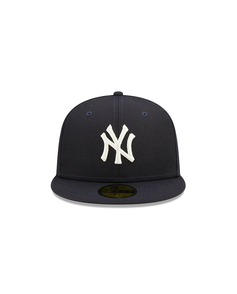 
                    
                      New Era New York Yankees Pop Sweat 5950 Fitted
                    
                  
