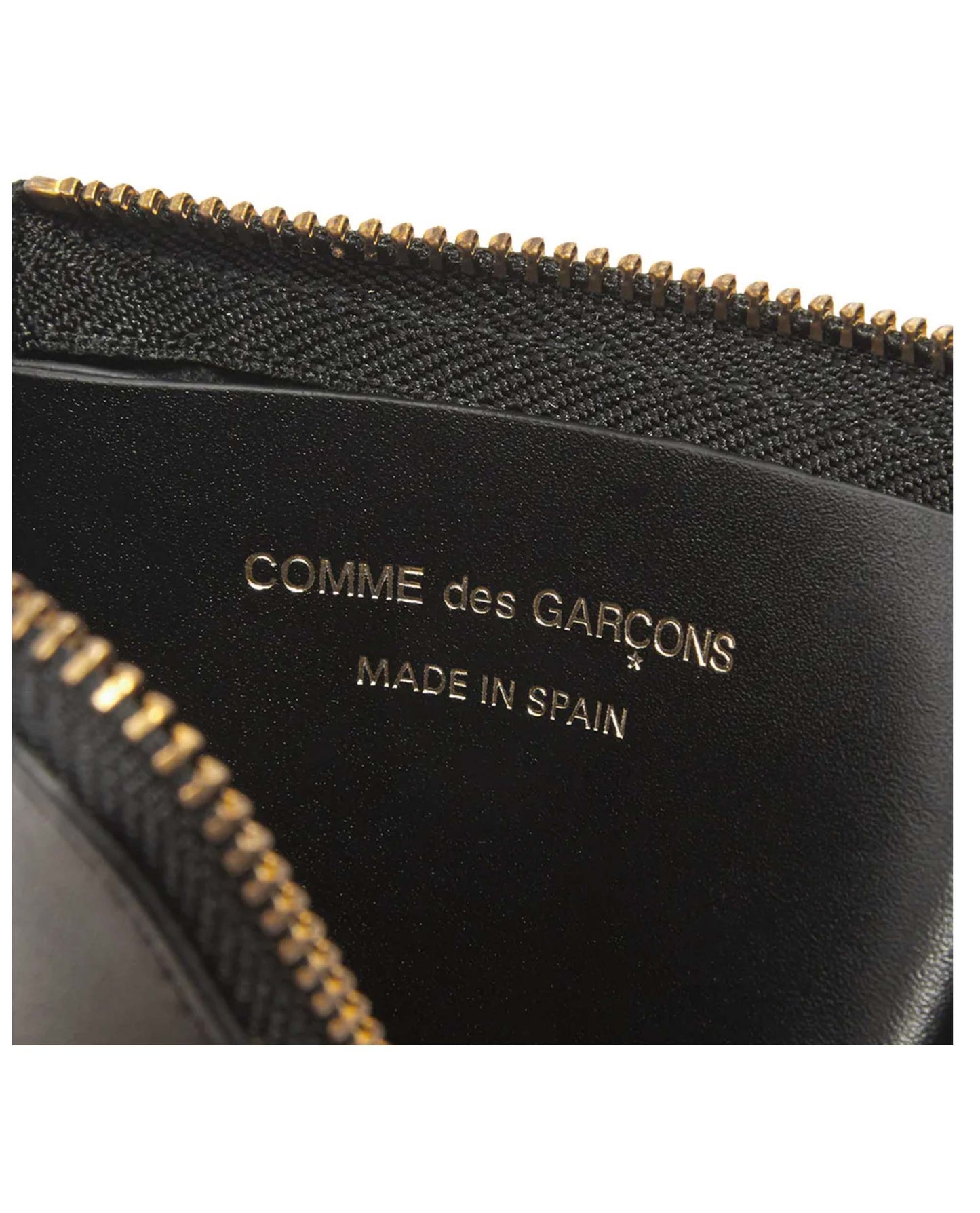 
                    
                      Comme Des Garcons Classic Leather Line
                    
                  