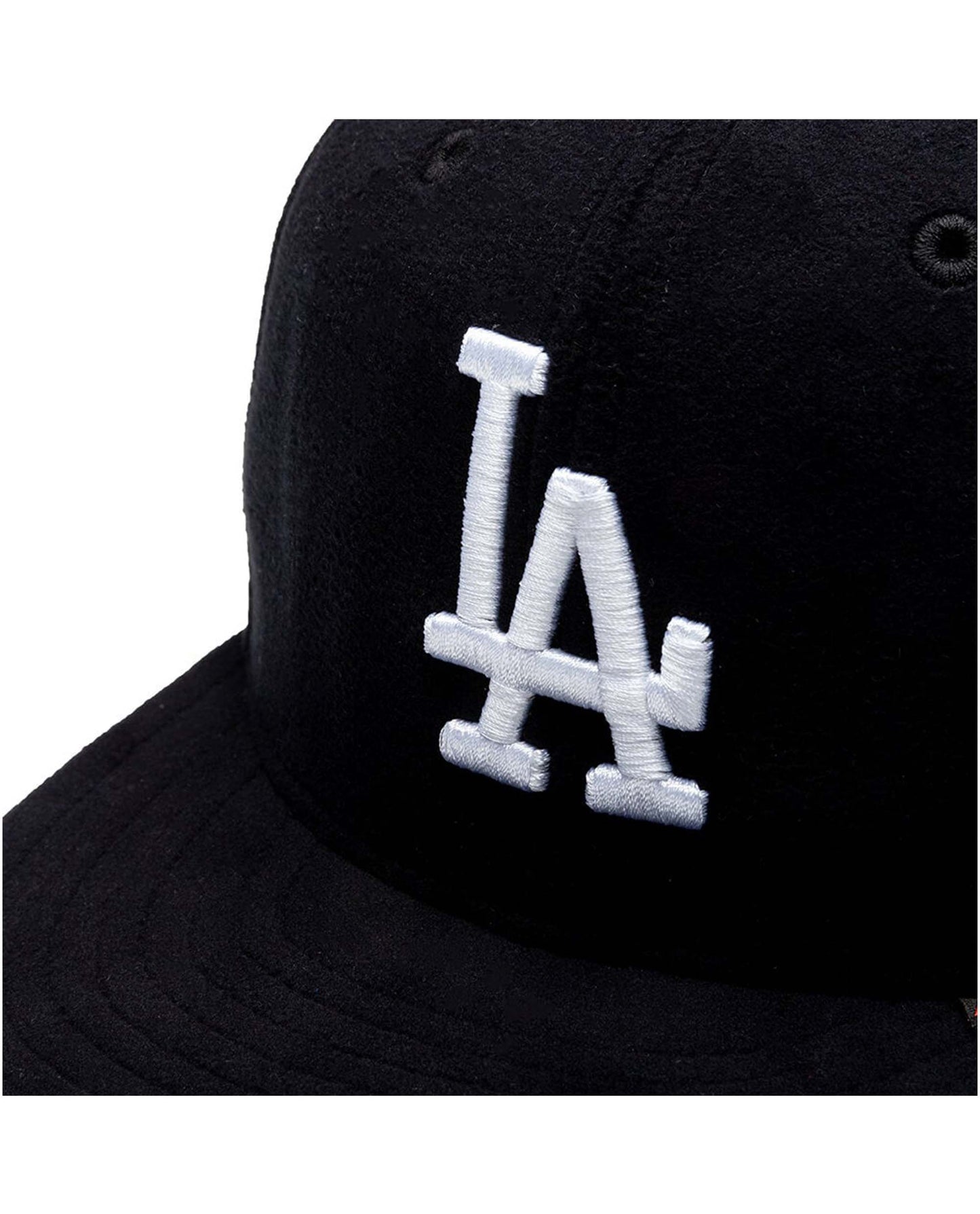 
                    
                      New Era PolarTec 5950 Los Angeles Dodgers Black
                    
                  