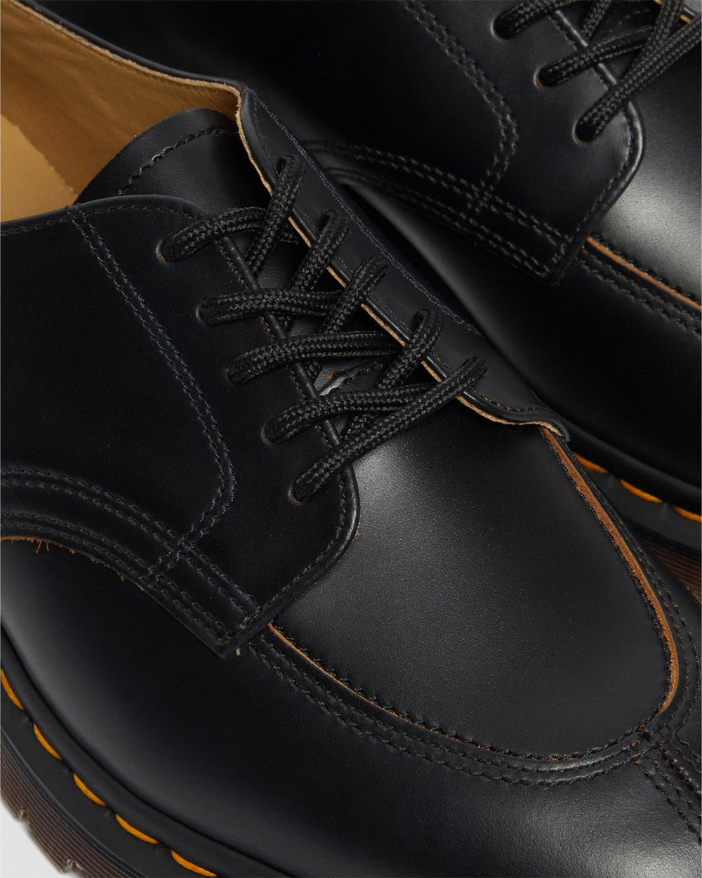 Dr Martens 2046 Vintage Smooth Leather Oxford Shoes | STASHED