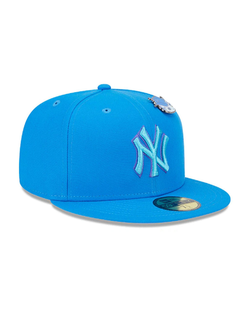 
                    
                      New Era New York Yankees Outer Space 5950 Fitted
                    
                  