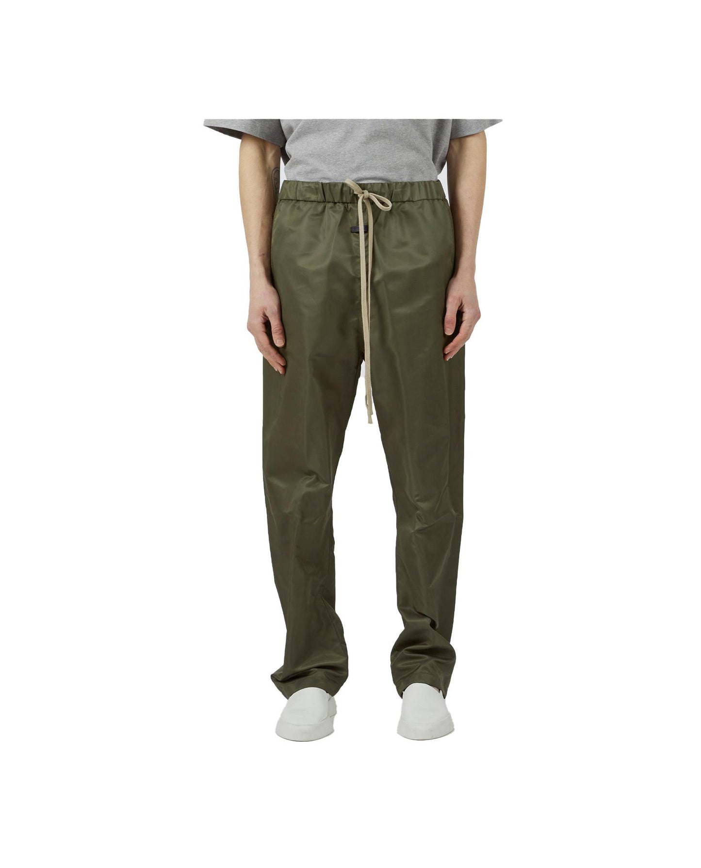 
                    
                      Fear Of God Eternal Nylon Twill Relaxed Pant Olive
                    
                  